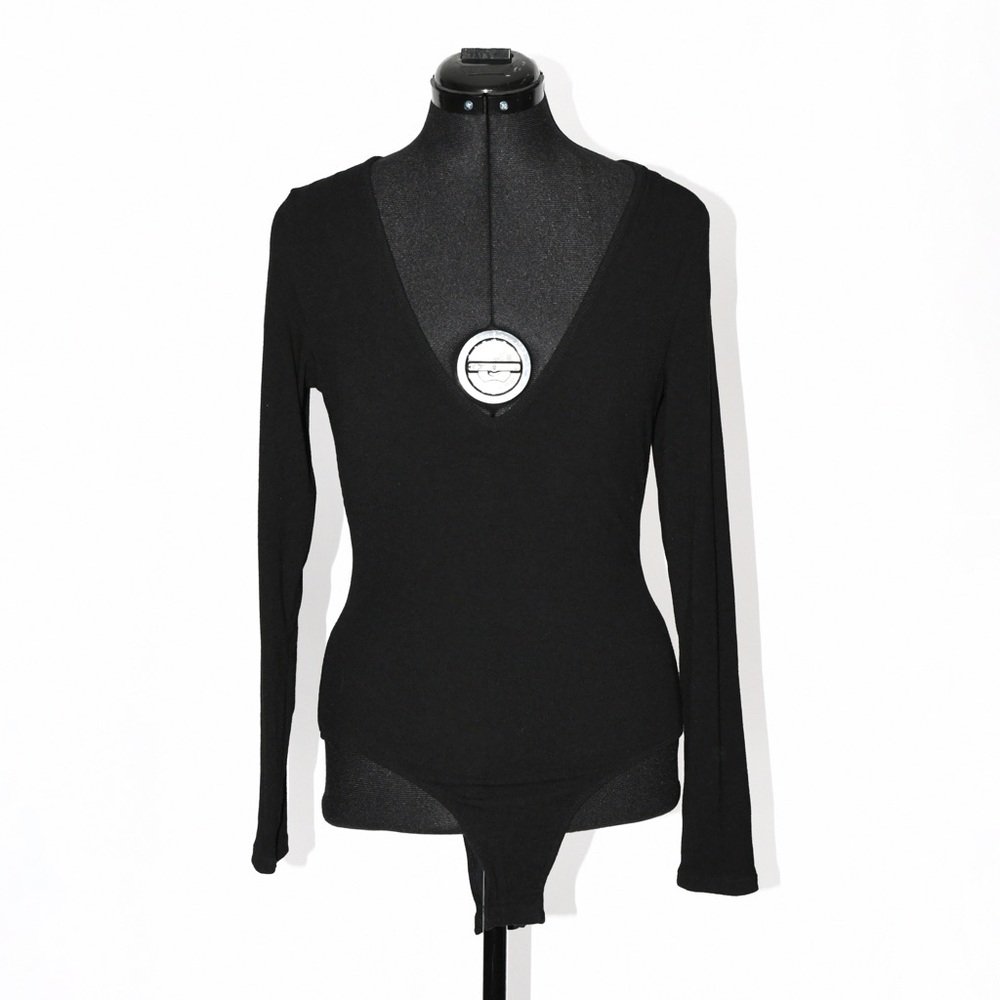 Klassy Network Long Sleeve V-neckline Bodysuit